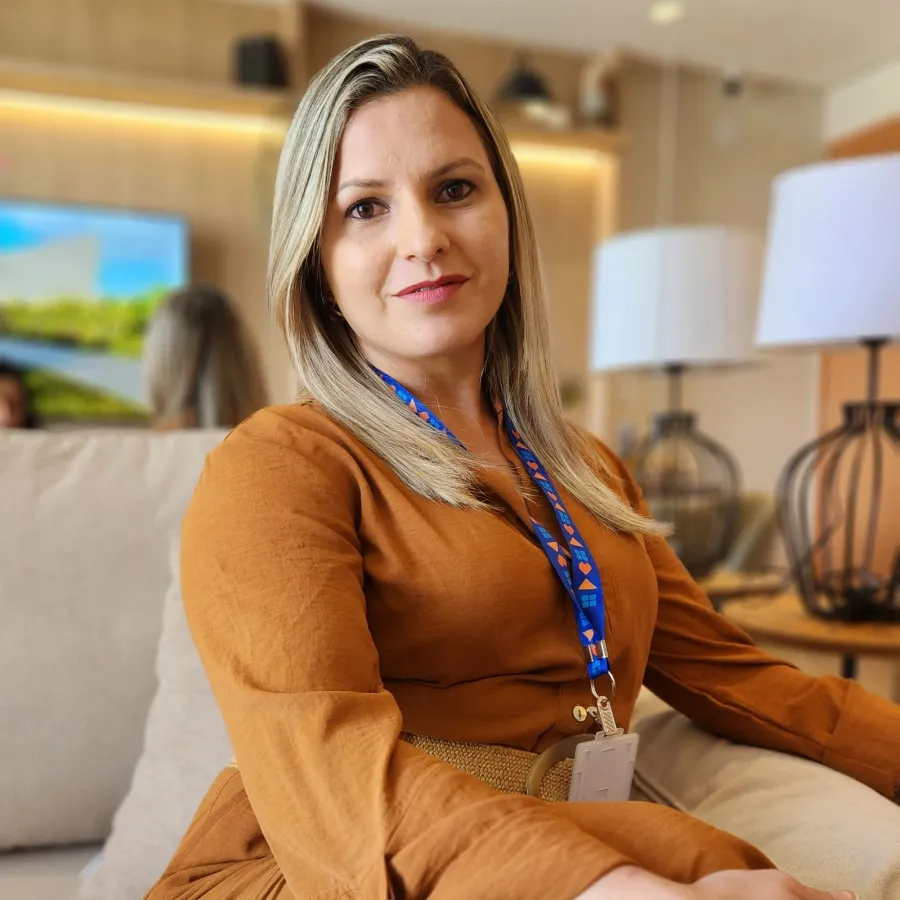 Ismênia Montenegro, consultora imobiliária